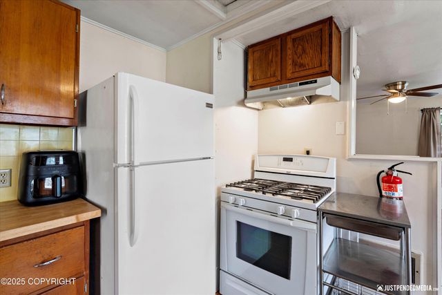 1801 Cleveland Avenue, Anchorage, AK 99517