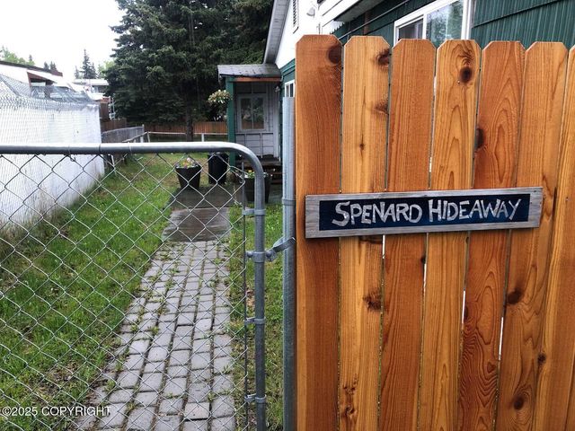 1801 Cleveland Avenue, Anchorage, AK 99517