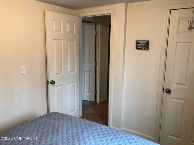 1801 Cleveland Avenue, Anchorage, AK 99517