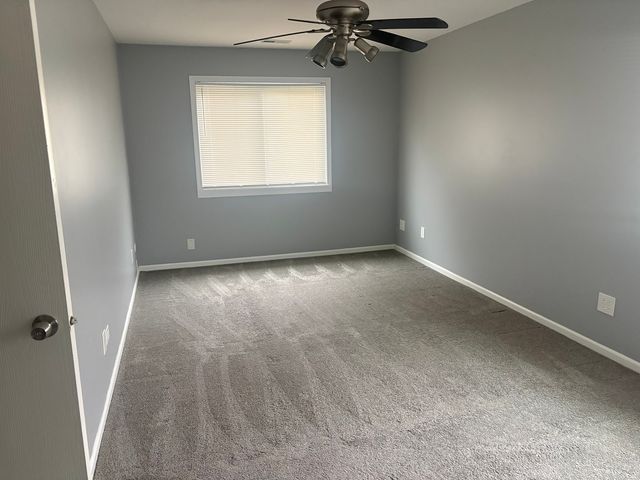 633 Mallard Court A2, Bartlett, IL 60103