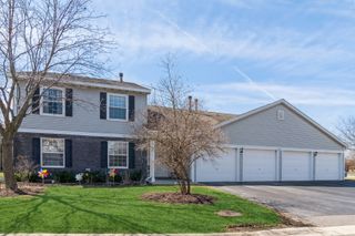 633 Mallard Court A2, Bartlett, IL 60103