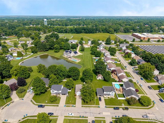 616 Sundance Trail, Troy, IL 62294