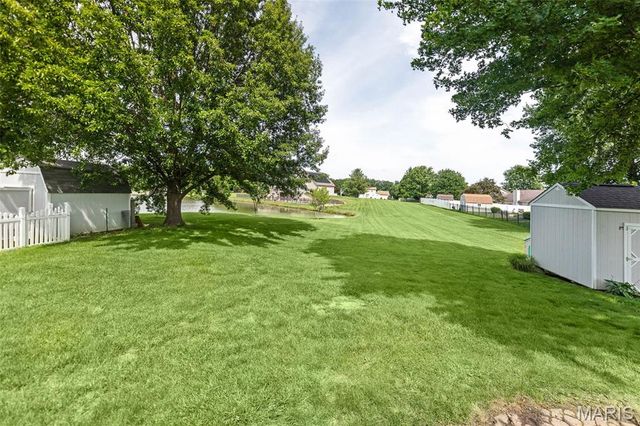 616 Sundance Trail, Troy, IL 62294