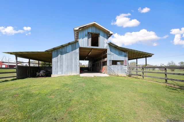 41082 Millie Rd, Gonzales, LA 70737