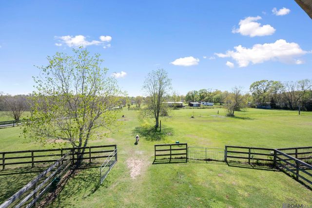 41082 Millie Rd, Gonzales, LA 70737