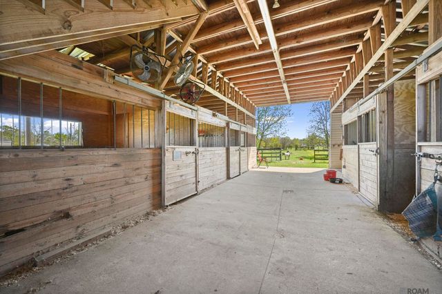 41082 Millie Rd, Gonzales, LA 70737