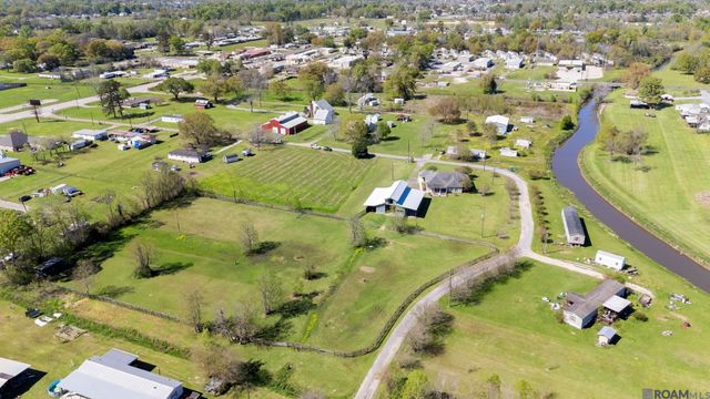 41082 Millie Rd, Gonzales, LA 70737