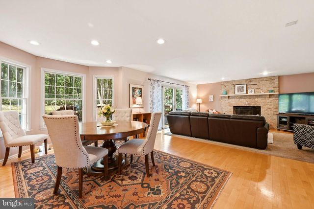 5 DEVONWOOD CT, Voorhees, NJ 08043