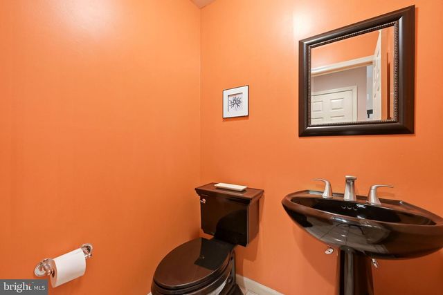 5 DEVONWOOD CT, Voorhees, NJ 08043
