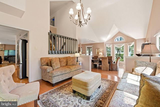 5 DEVONWOOD CT, Voorhees, NJ 08043