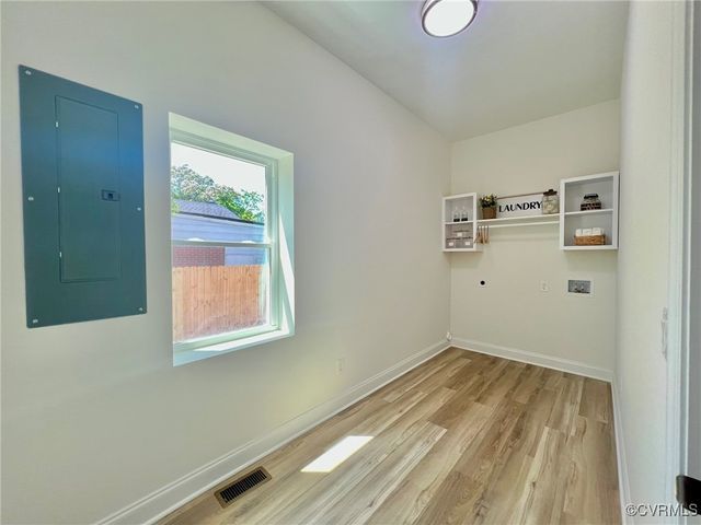 1194 Melville St, Petersburg, VA 23803