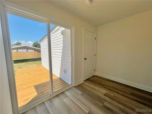 1194 Melville St, Petersburg, VA 23803