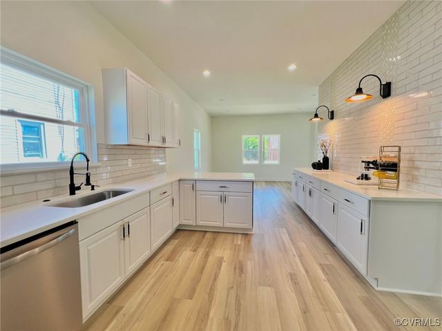 1194 Melville St, Petersburg, VA 23803