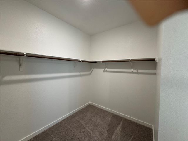 109 Corn LN, Hutto, TX 78634