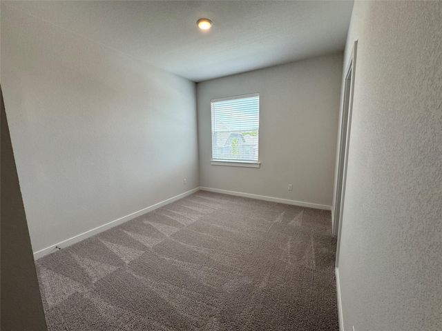 109 Corn LN, Hutto, TX 78634