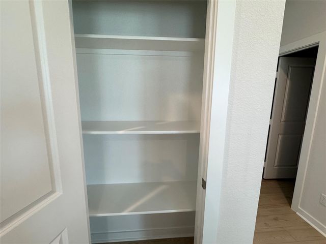 109 Corn LN, Hutto, TX 78634