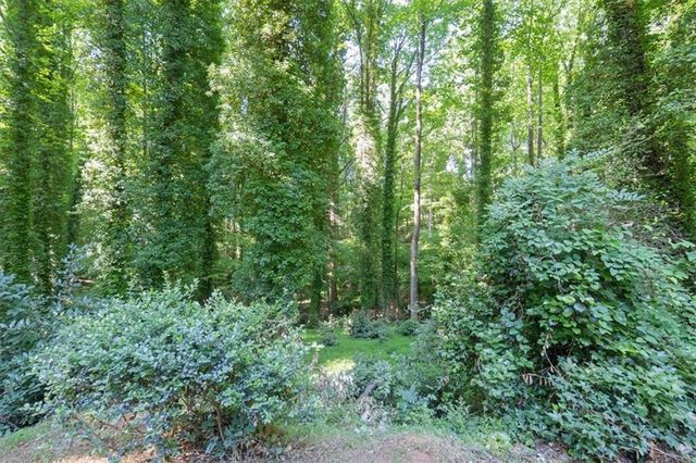 124 Riverbend Circle, Gainesville, GA 30501