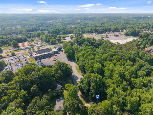 124 Riverbend Circle, Gainesville, GA 30501