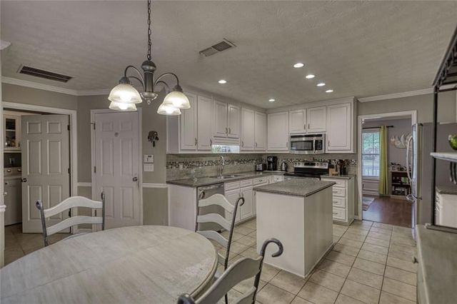 528 Ansley Forest Drive, Monroe, GA 30655