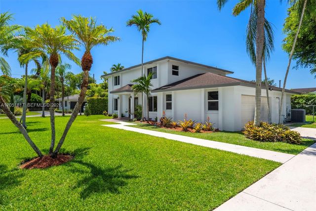 8744 SW 176th Terrace, Palmetto Bay, FL 33157