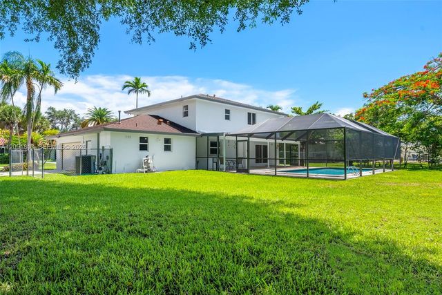 8744 SW 176th Terrace, Palmetto Bay, FL 33157