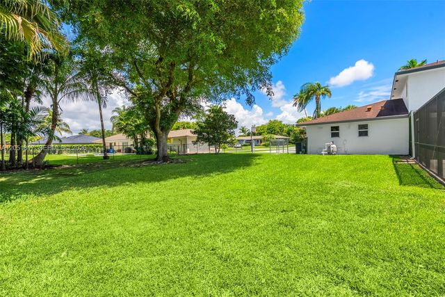 8744 SW 176th Terrace, Palmetto Bay, FL 33157