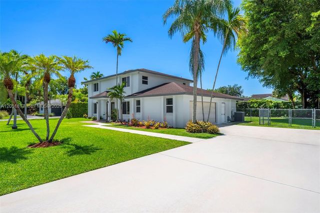 8744 SW 176th Terrace, Palmetto Bay, FL 33157