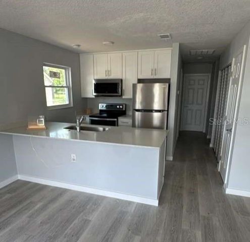 32 SPRING LOOP CIRCLE, Ocala, FL 34472