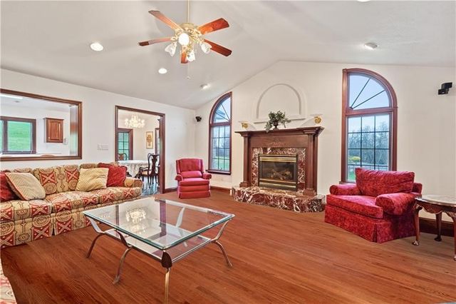 325 Elm St, City Of Washington, PA 15301