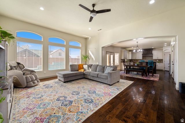 3314 S NOBLE DR, Washington, UT 84780