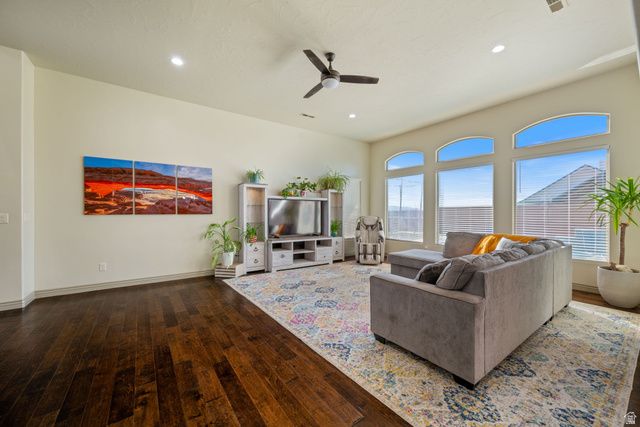 3314 S NOBLE DR, Washington, UT 84780