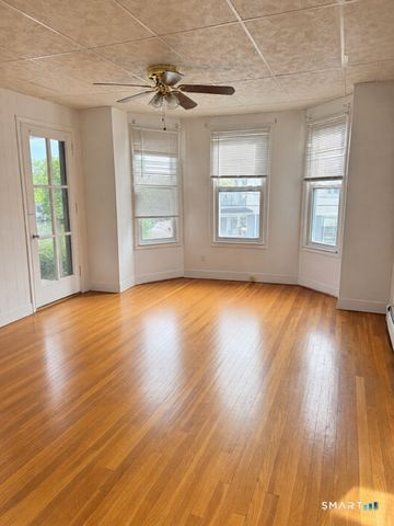 95 Sunnyside Avenue, Waterbury, CT 06708