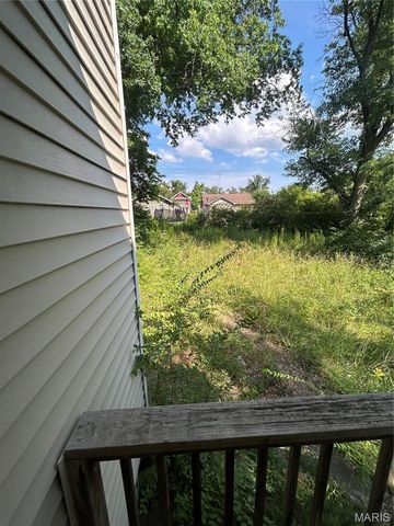 2126 Erick Avenue, St Louis, MO 63121