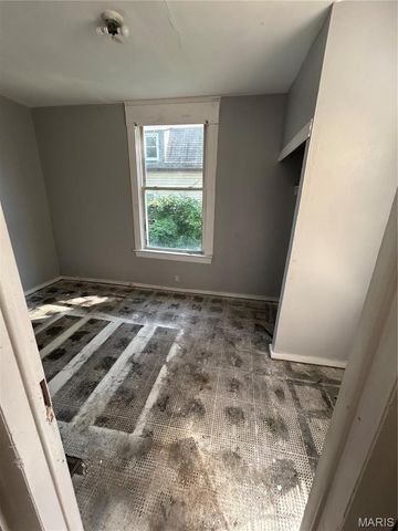 2126 Erick Avenue, St Louis, MO 63121