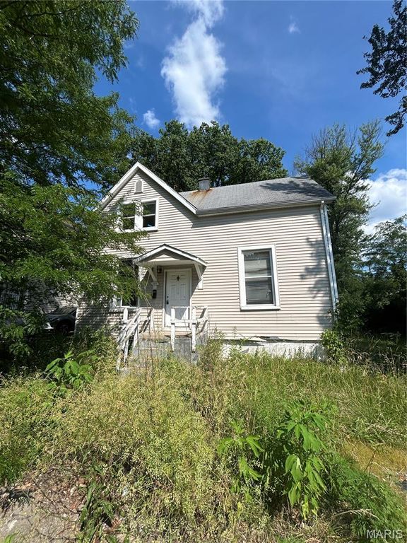 2126 Erick Avenue, St Louis, MO 63121