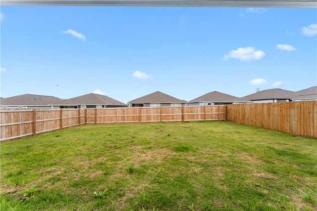 106 NW Pinwheel Street, Gentry, AR 72734
