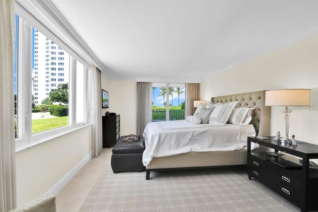 550 S Ocean Boulevard 207, Boca Raton, FL 33432