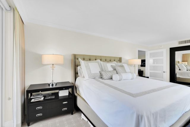 550 S Ocean Boulevard 207, Boca Raton, FL 33432