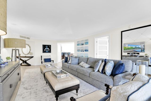 550 S Ocean Boulevard 207, Boca Raton, FL 33432