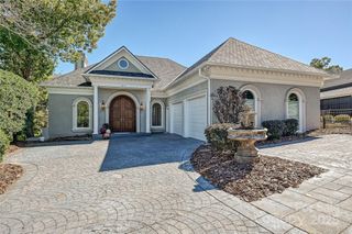 6812 Linkside Court, Charlotte, NC 28277