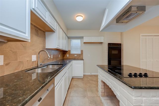 1022 Hidden Canyon Road, Katy, TX 77450