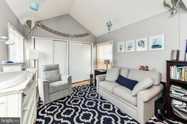 2911-D S WOODSTOCK ST #4, Arlington, VA 22206