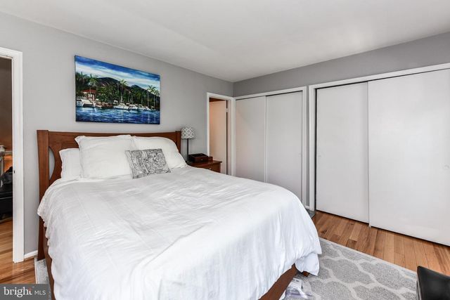 2911-D S WOODSTOCK ST #4, Arlington, VA 22206