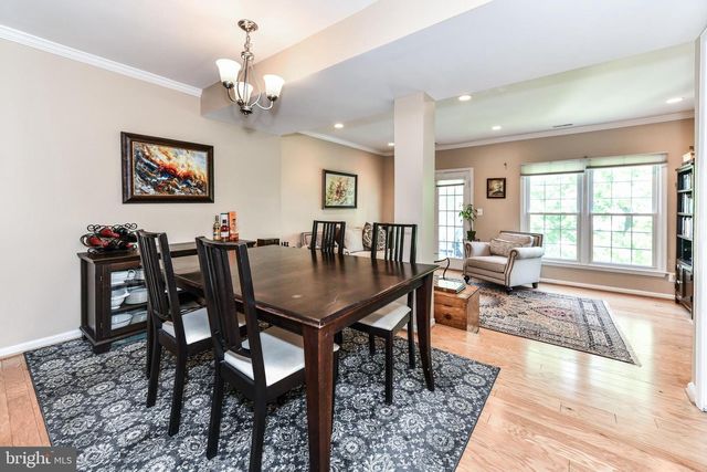 2911-D S WOODSTOCK ST #4, Arlington, VA 22206