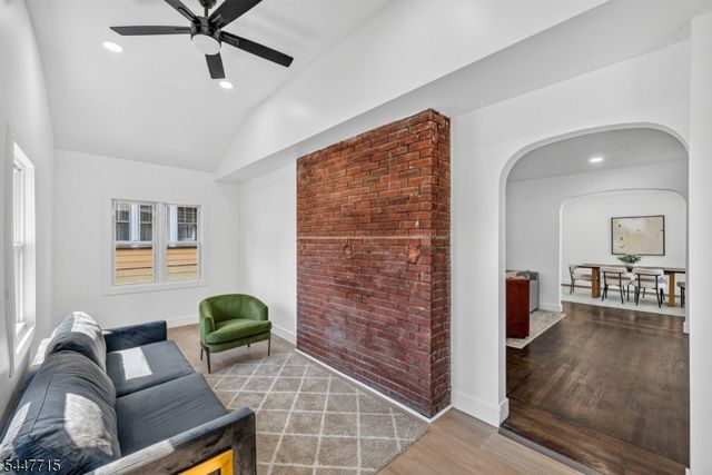 857 Livingston Rd, Elizabeth City, NJ 07208