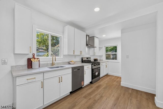 857 Livingston Rd, Elizabeth City, NJ 07208
