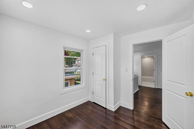 857 Livingston Rd, Elizabeth City, NJ 07208