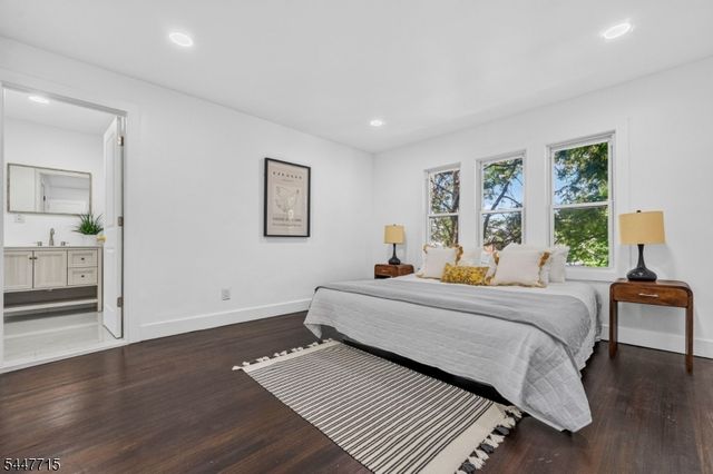 857 Livingston Rd, Elizabeth City, NJ 07208