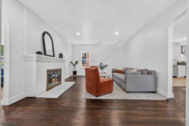 857 Livingston Rd, Elizabeth City, NJ 07208