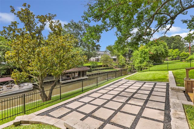 8210 Magnolia Glen Drive, Humble, TX 77346